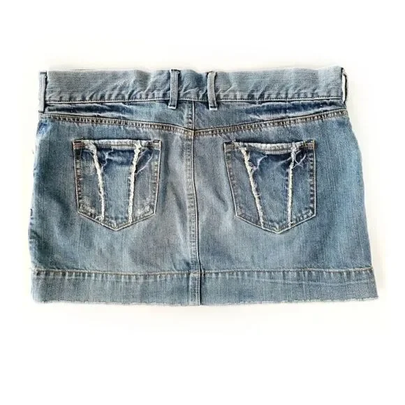 OLD NAVY SPECIAL EDITION EMBROIDERED DENIM MINI SKIRT SIZE 12 - Picture 2 of 6
